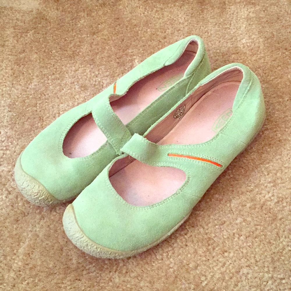 Keen slip ons